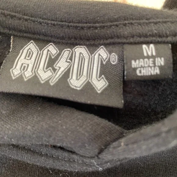 AC/DC High Voltage Rock N Roll Hoodie Sweatshirt NWOT Women s Size Medium - Picture 10 of 10